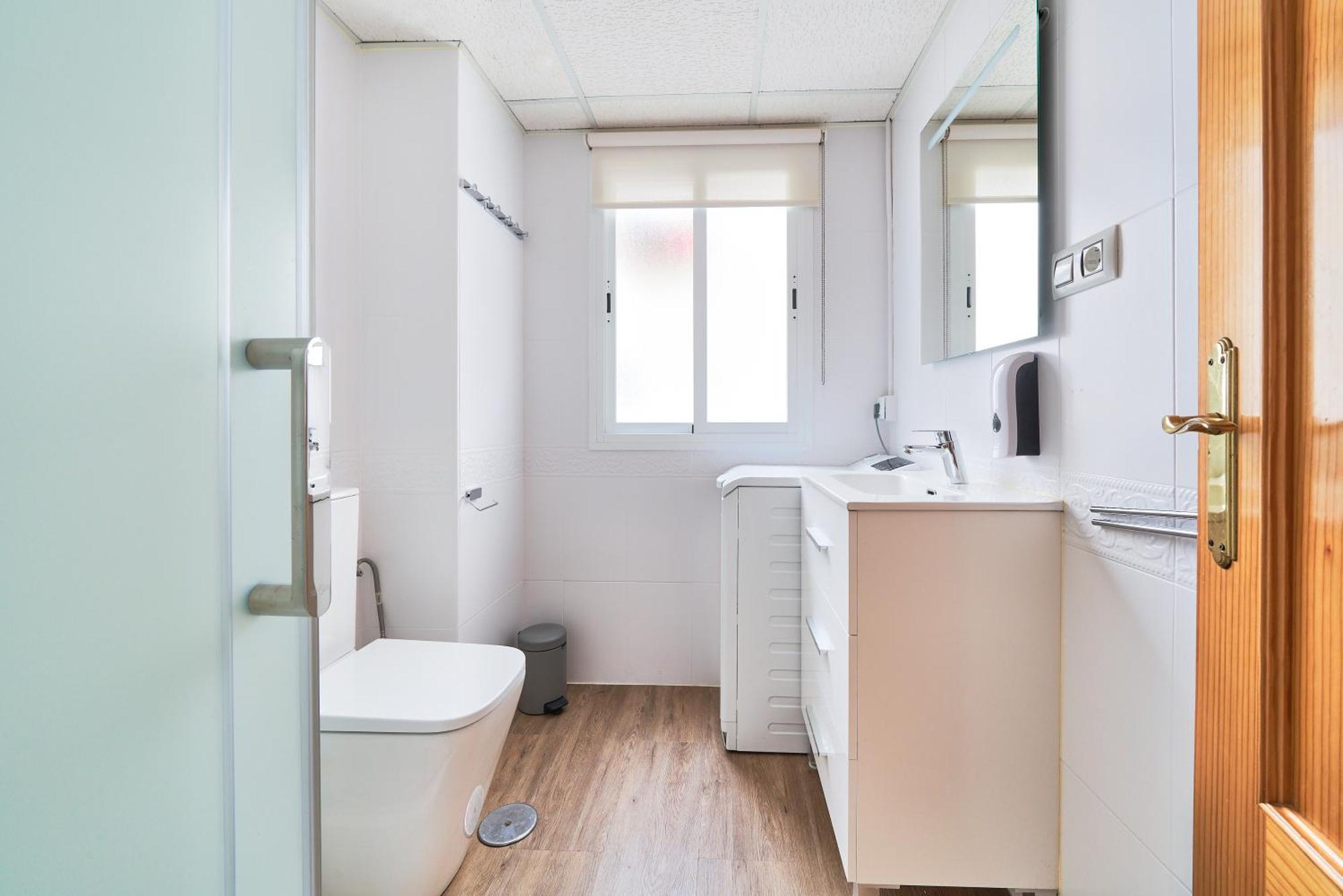 Apartamento 3 Dormitorios Centrico - Parking Incluido Málaga Dış mekan fotoğraf
