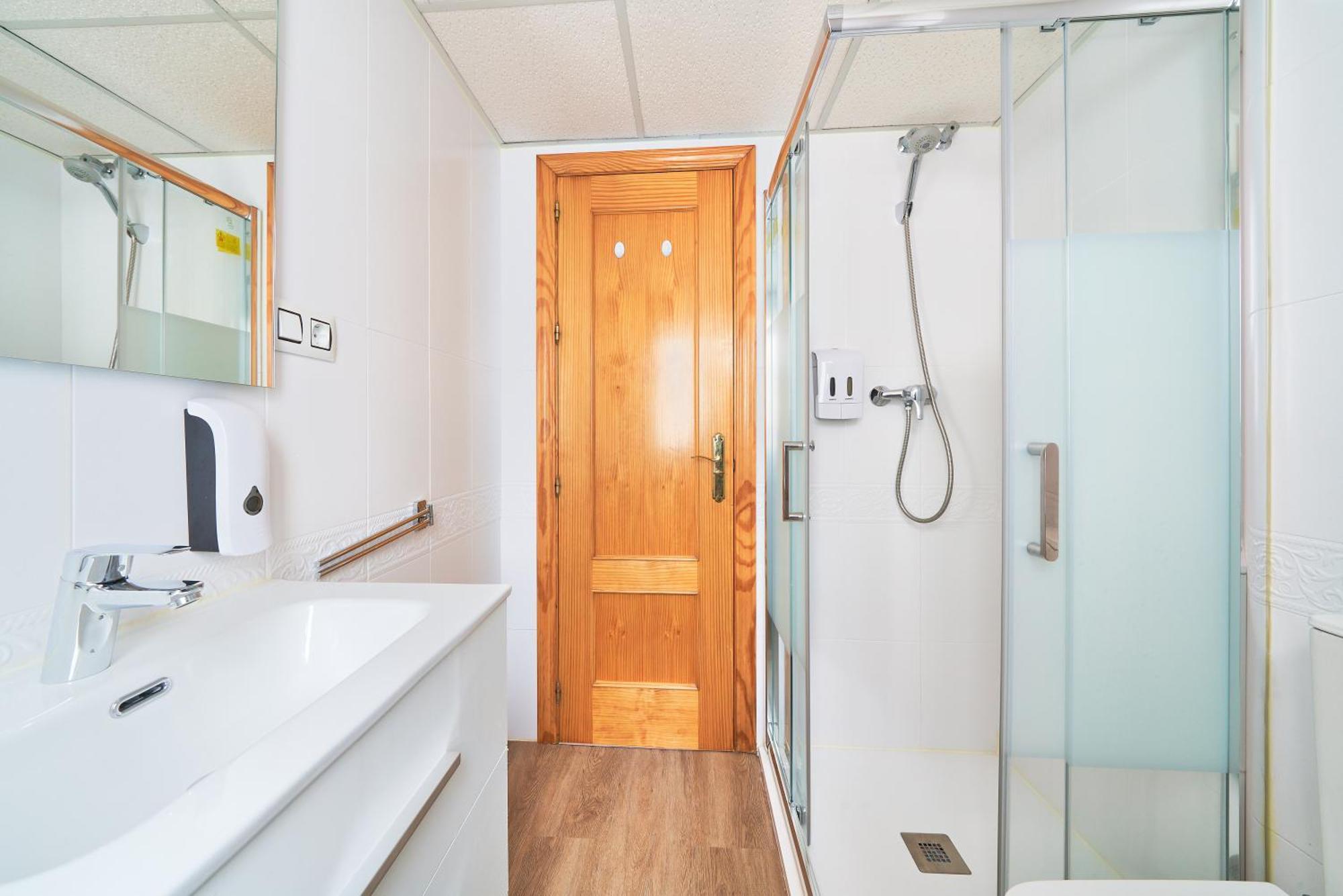 Apartamento 3 Dormitorios Centrico - Parking Incluido Málaga Dış mekan fotoğraf